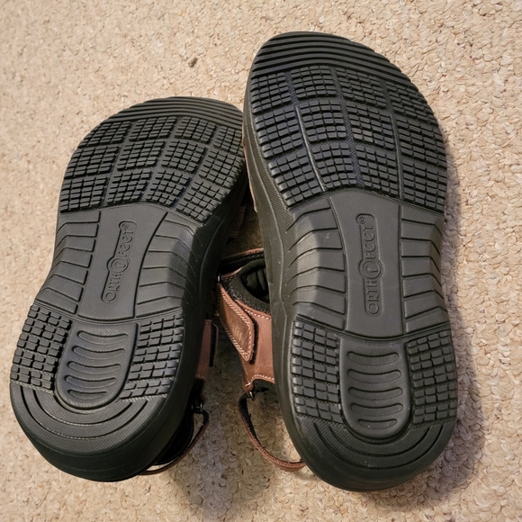 Men’s Orthofeet Gemini Sandals 8.5 Wide - Picture 6 of 8